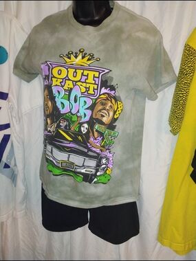 OutKast Graphic Tie-Dye Short Sleeve Tee - Gray Green (Men's Size Small)